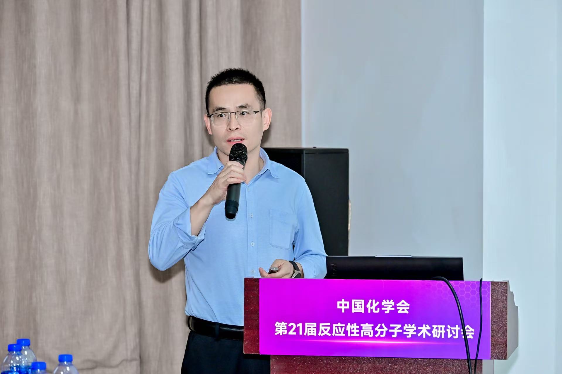 王寧.jpg 王寧.jpg